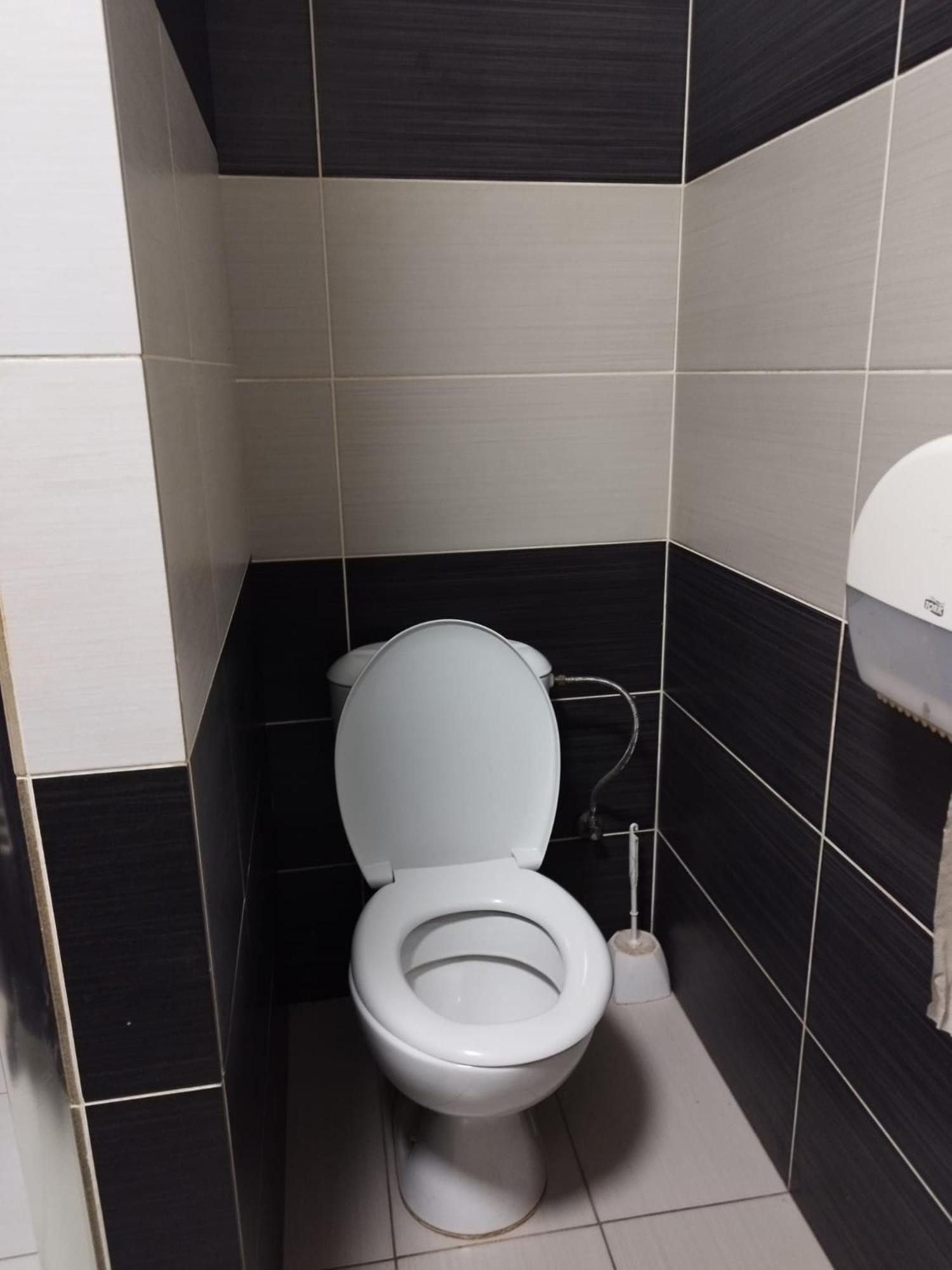 Apartments Manhattan Теплице Екстериор снимка