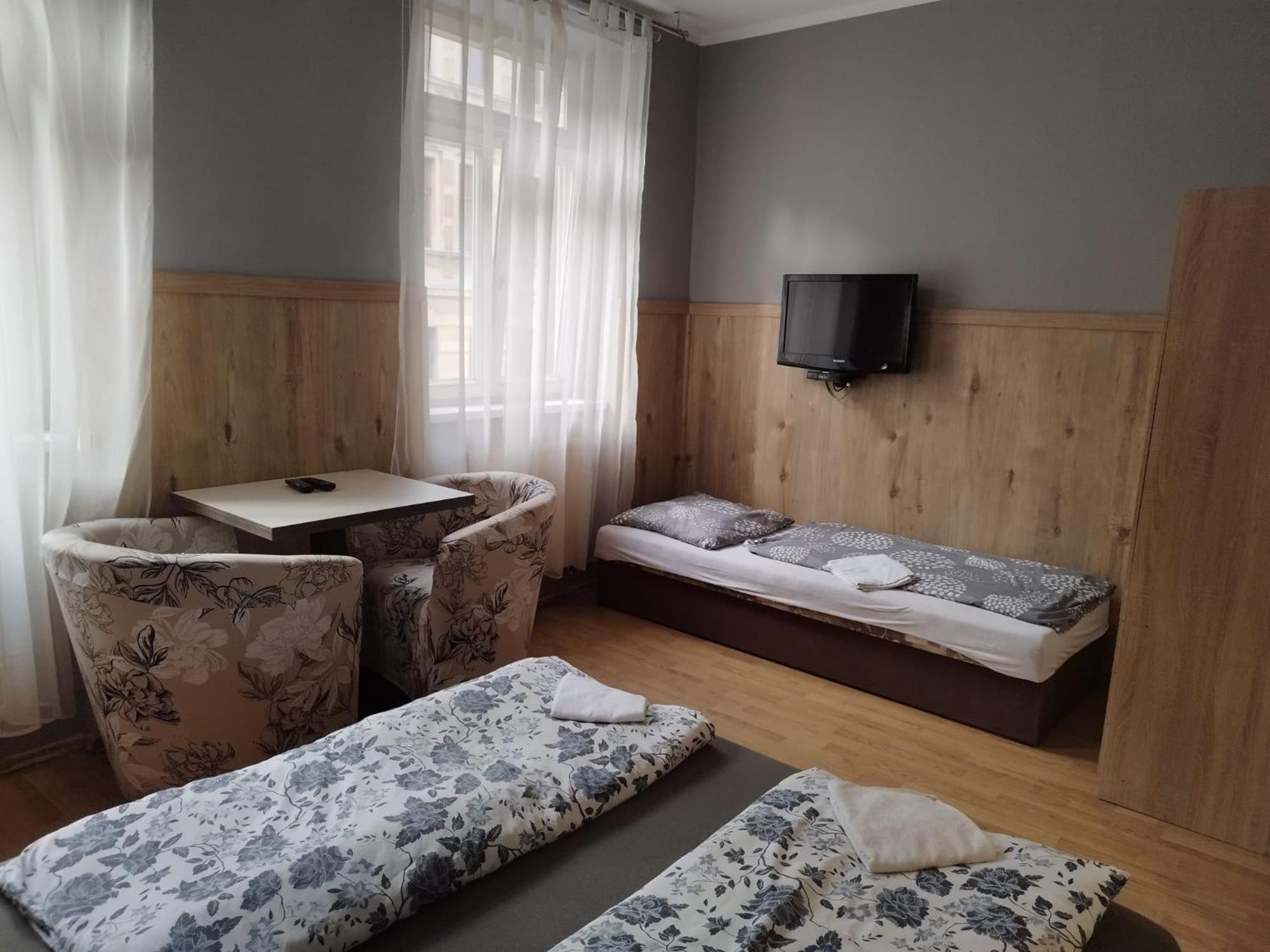 Apartments Manhattan Теплице Екстериор снимка